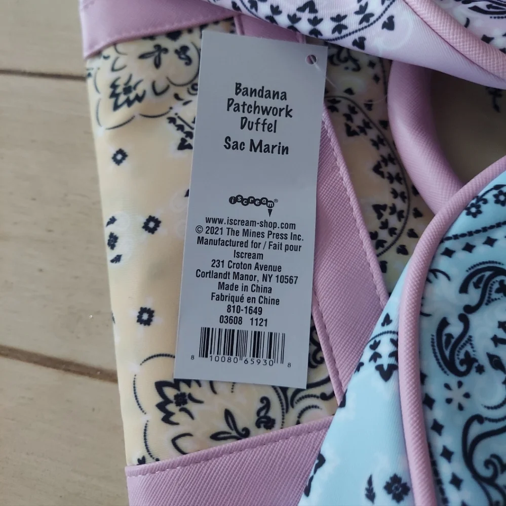 Iscream Bandana Patchwork Duffle Bag Overnight Tote Bag BNWT SO RETIRED!